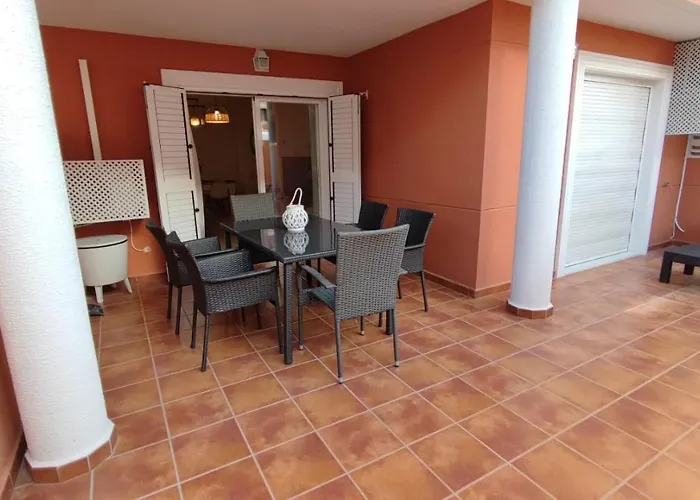 Apartamento Planta Baja Con Piscina