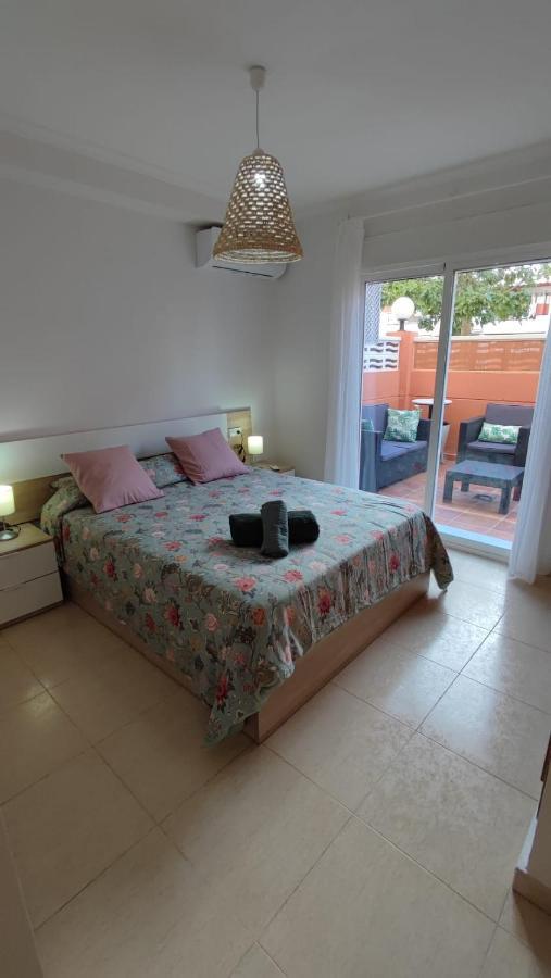 Planta Baja Con Piscina Apartment